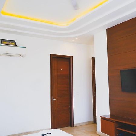 Hotel Ls 21 Badshahpur Εξωτερικό φωτογραφία