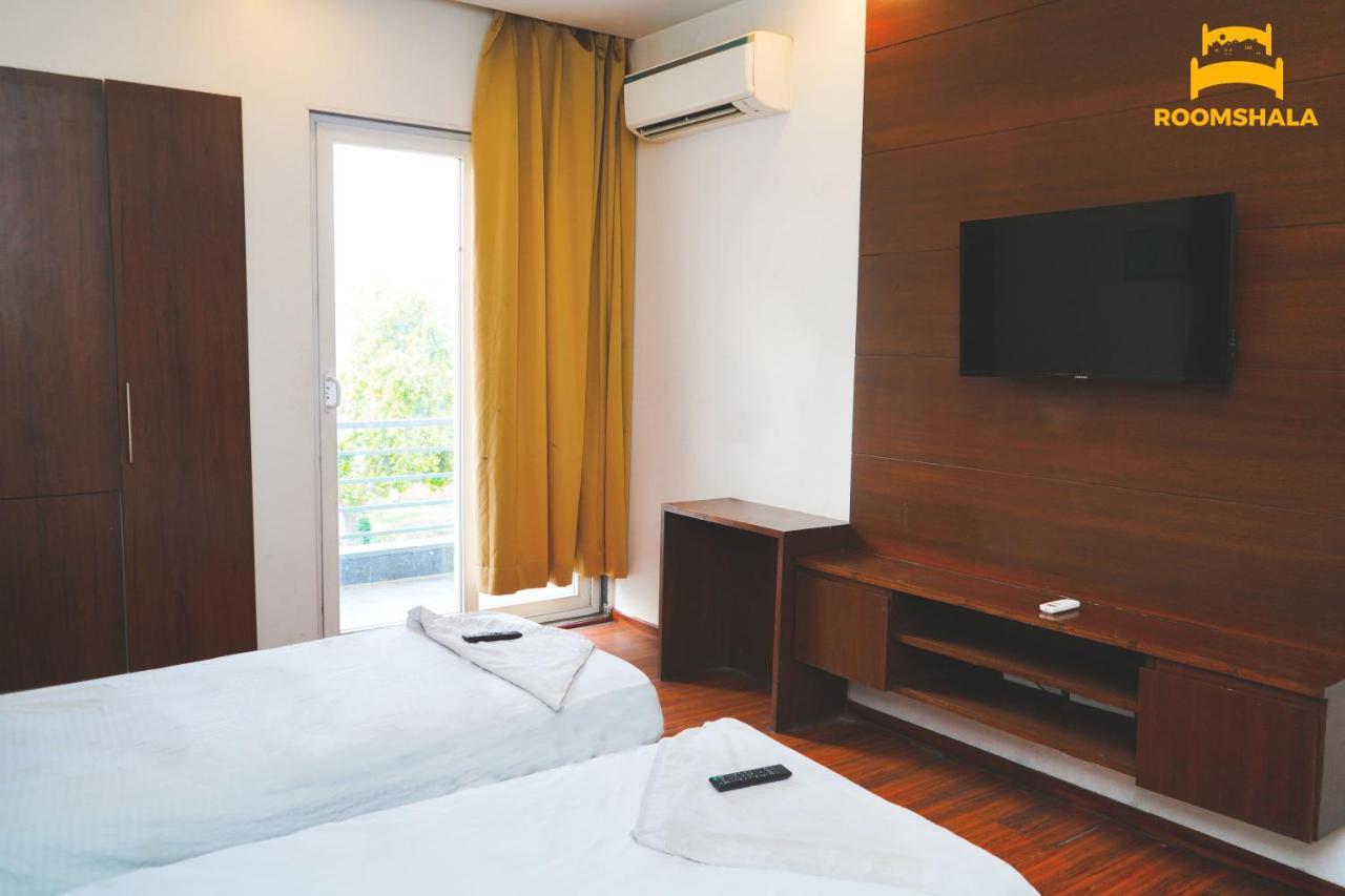 Hotel Ls 21 Badshahpur Εξωτερικό φωτογραφία